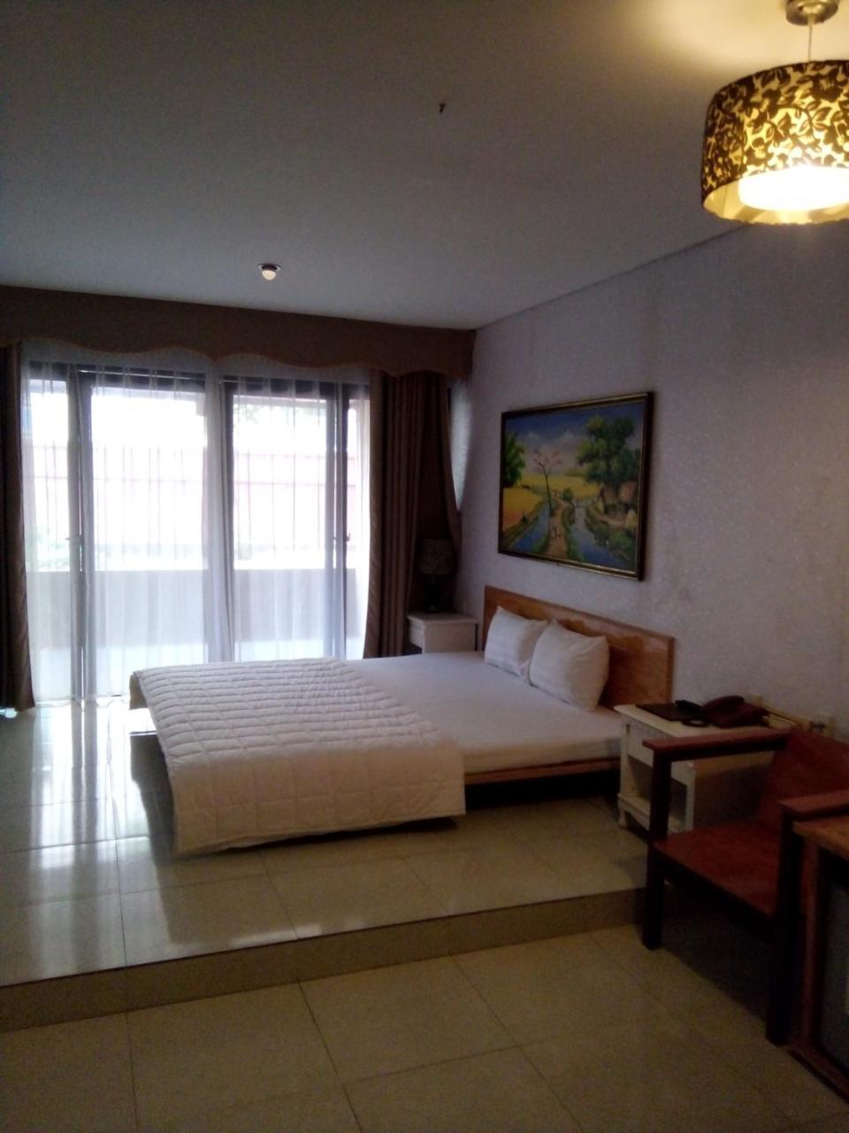 Khach San Thuong Mai Hotel Yen Thinh Esterno foto