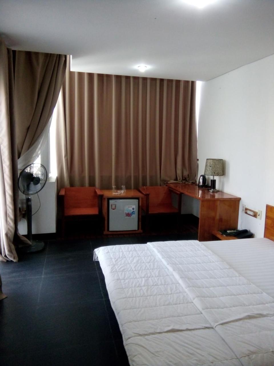 Khach San Thuong Mai Hotel Yen Thinh Esterno foto