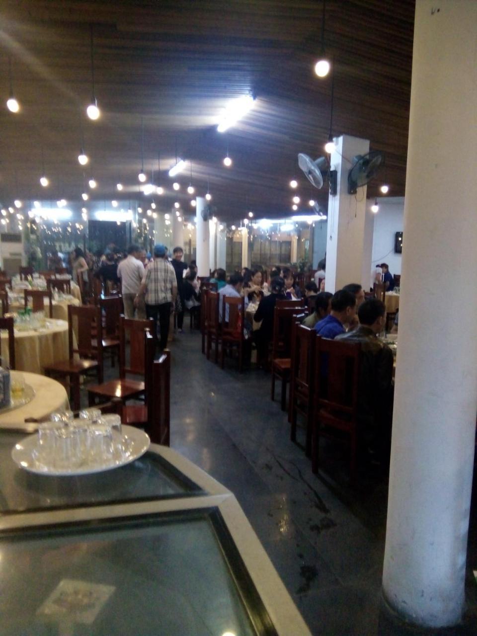 Khach San Thuong Mai Hotel Yen Thinh Esterno foto