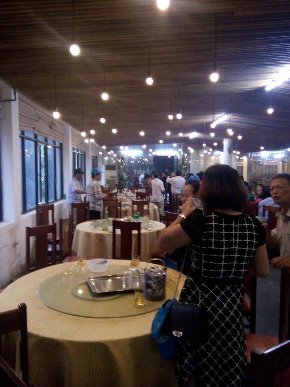 Khach San Thuong Mai Hotel Yen Thinh Esterno foto