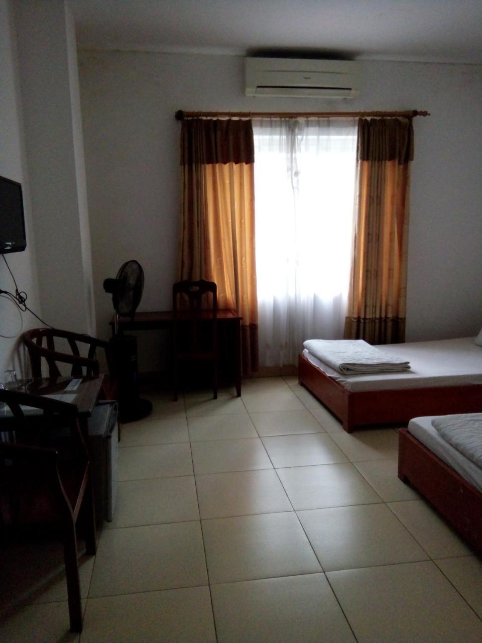 Khach San Thuong Mai Hotel Yen Thinh Esterno foto